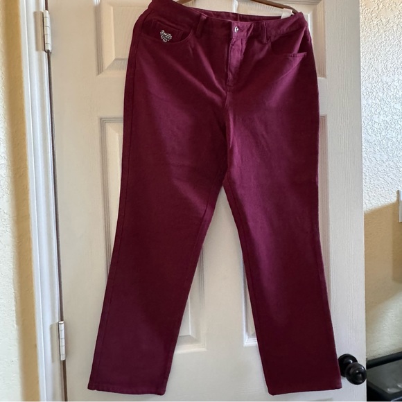 Dream Jeannes Quacker Factory - 10 Short Stretchy Jeans Beaded pockets Burgundy - Picture 3 of 5